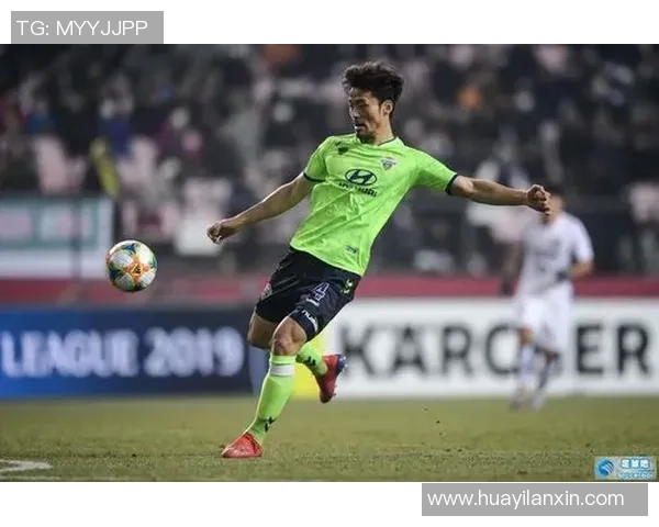 卢志强足球明星的崛起与成就探秘及其对中国足球的影响分析 卢志强足球明星的崛起与成就探秘及其对中国足球的影响分析