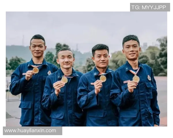 足球明星背后的感人故事与奋斗历程让人泪目与敬佩 足球明星背后的感人故事与奋斗历程让人泪目与敬佩